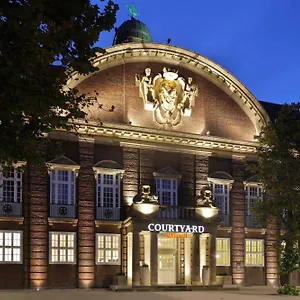 Hotel Courtyard By Marriott